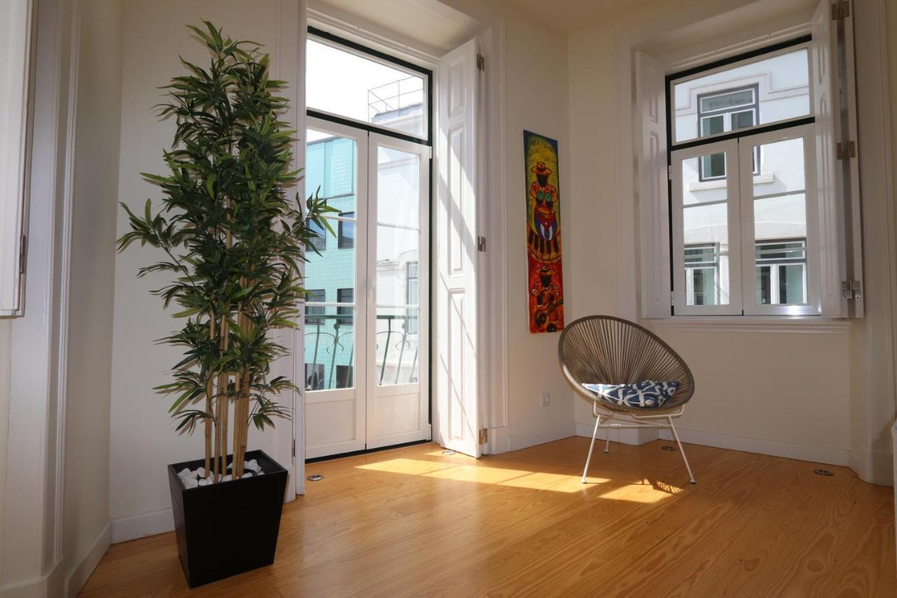 Flores Guest House Lisbon Bagian luar foto