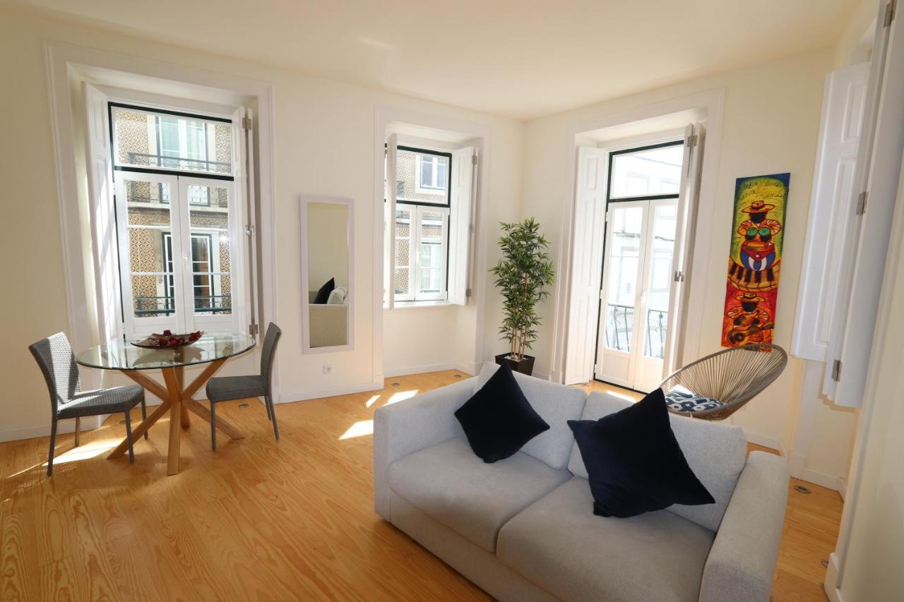 Flores Guest House Lisbon Bagian luar foto