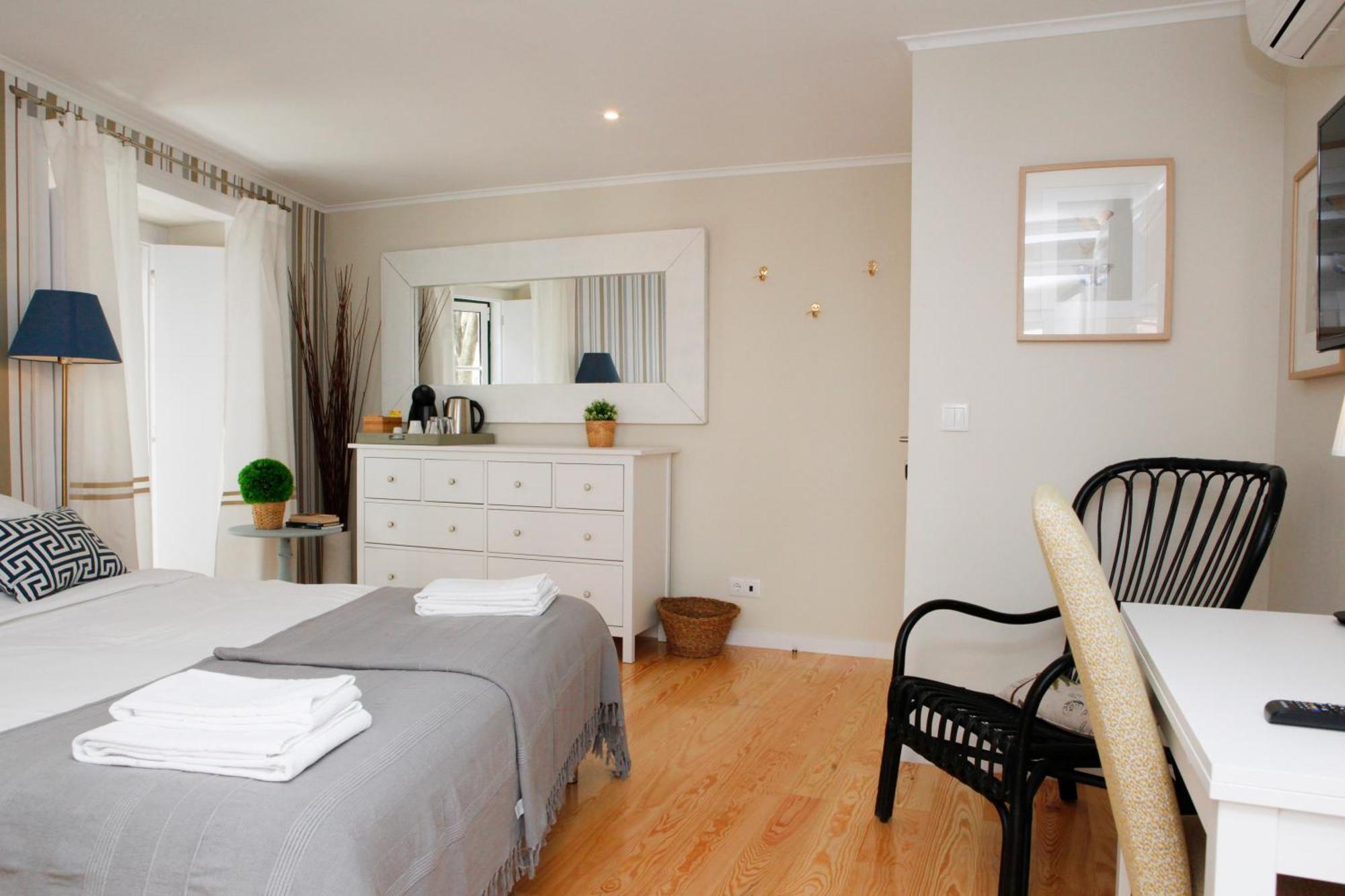Flores Guest House Lisbon Ruang foto