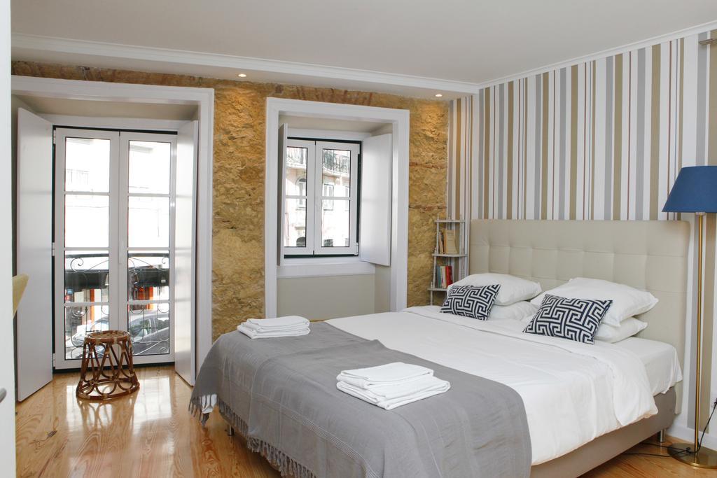 Flores Guest House Lisbon Bagian luar foto